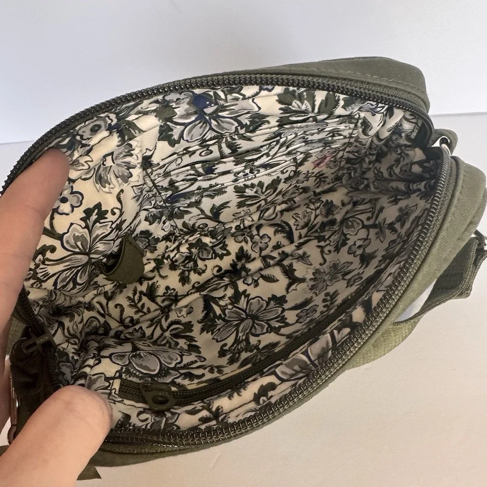 Vera Bradley RFID Convertible Pouch Crossbody in Climbing Ivy Green Olive